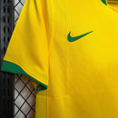 Camisa Brasil Home 2006 - KAKÁ Número 8 - Versão Retro