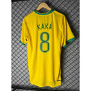 Camisa Brasil Home 2006 - KAKÁ Número 8 - Versão Retro